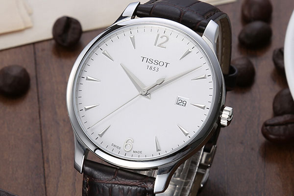 天梭卡森t95手表回收价和哪些因素有关