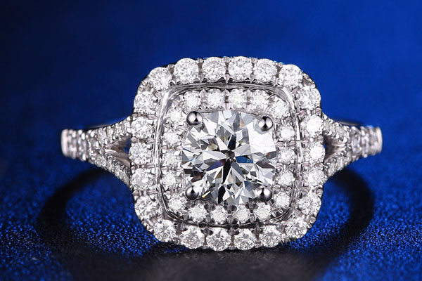 2万块的60分钻石回收能卖多少钱