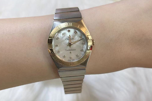 90年买的欧米茄手表回收价格查询有何方式