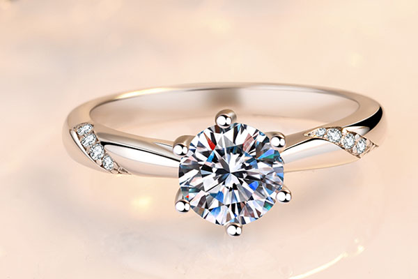 一克拉钻石戒指回收能卖多少钱