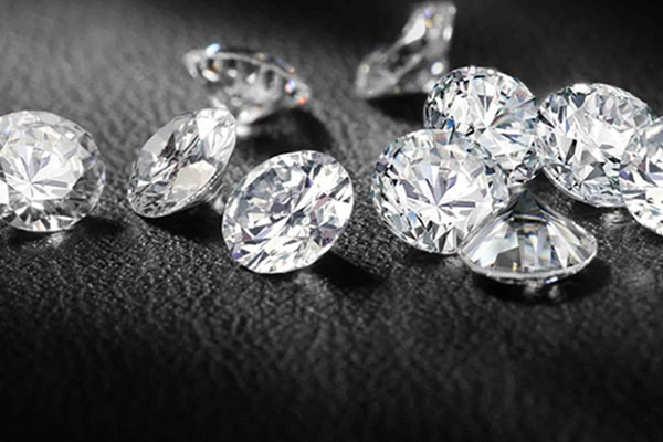 回收钻石怎么定价 通过这几个方面就能判断