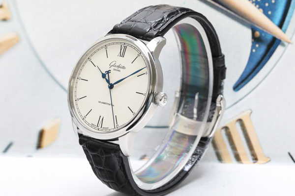 格拉苏蒂原创手表回收价格是否远离低迷值