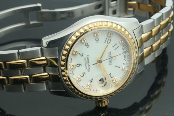 梅花手表回收价格可凭借齐全配件而提高？