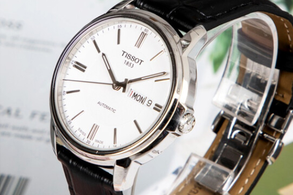 天梭T060407手表回收价格会比原价低多少