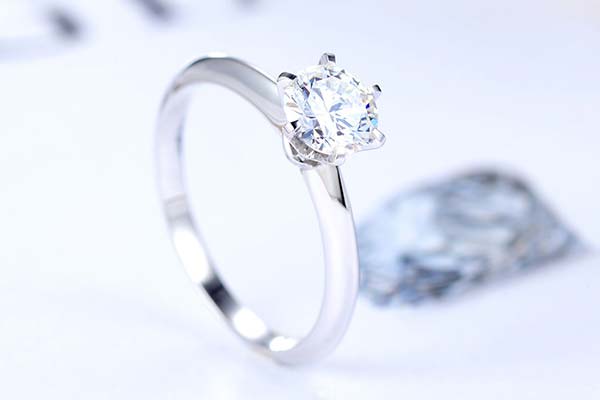 原价3000的钻石戒指回收多少钱