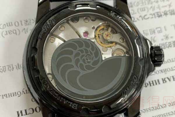 宝珀五十璕系列5015-11C30-52手表背面