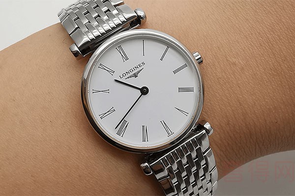 8000元的浪琴手表回收价格有一半吗