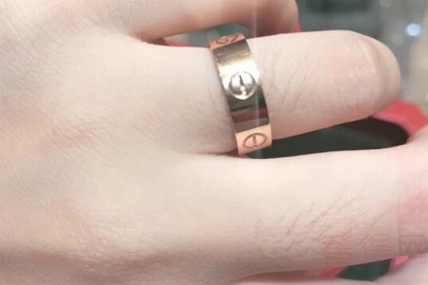 2015年买的的卡地亚窄版戒指现在多少钱回收