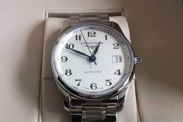 售卖新表的品牌专柜上回收手表吗
