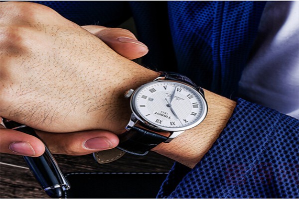 公价4000元天梭手表回收多少钱