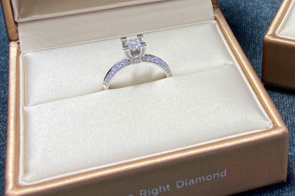 回收处理三万的钻石戒指能卖多少钱