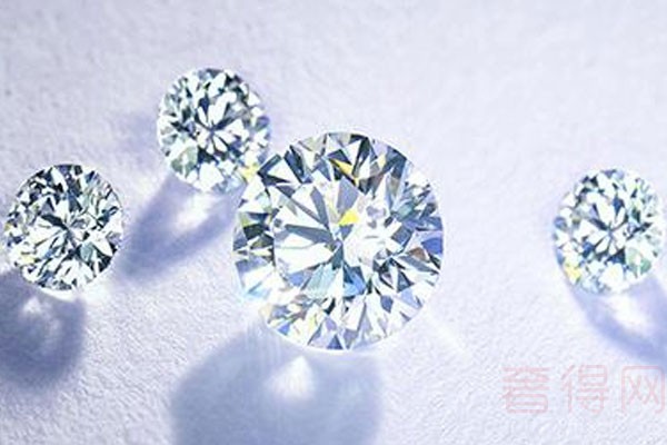 知名品牌老凤祥50分钻石回收多少钱