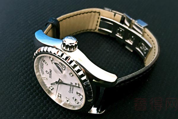 梅花787手表回收价格有高于七折的可能吗