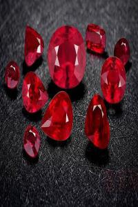 宝石颜色众多你知道哪个颜色最值钱吗？