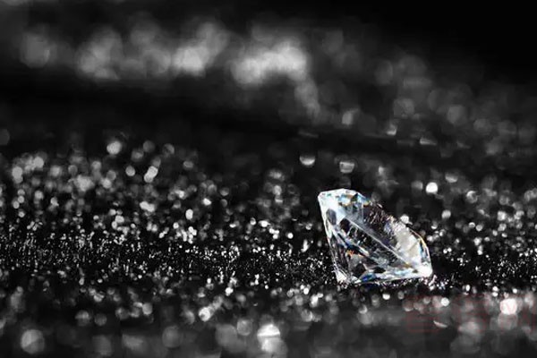五克拉的钻石什么价位 为何差距这么大